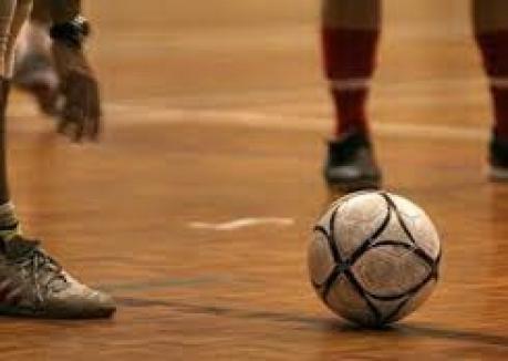 Turneu de futsal pentru surdo-muți la Sala LPS Bihorul, câștigat de olteni